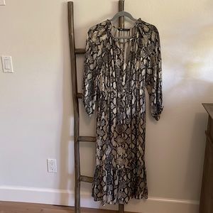 Zara Midi dress, Size small. Snakeskin print.